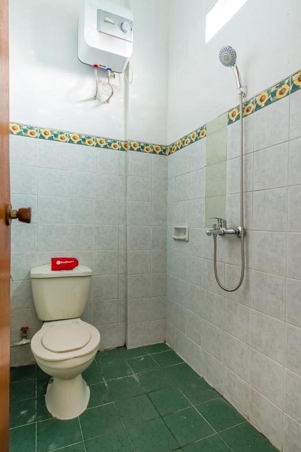 Reddoorz Syariah Near Gor Ken Arok Ξενοδοχείο Μαλάνγκ Εξωτερικό φωτογραφία